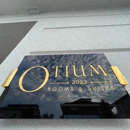 Otium / E Guest house *