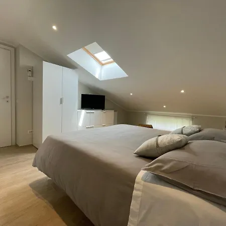 Otium / E Guest house