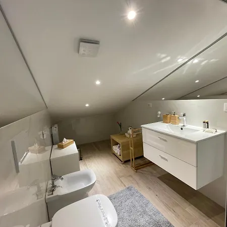 Otium / E Morrovalle