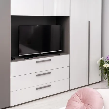 Otium / E 4*