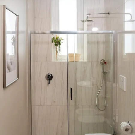 Otium / E Πανσιόν 4*