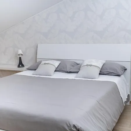 Otium / E 4* Morrovalle