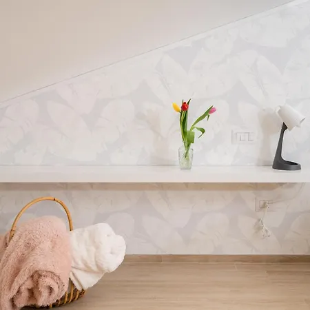 Otium / E